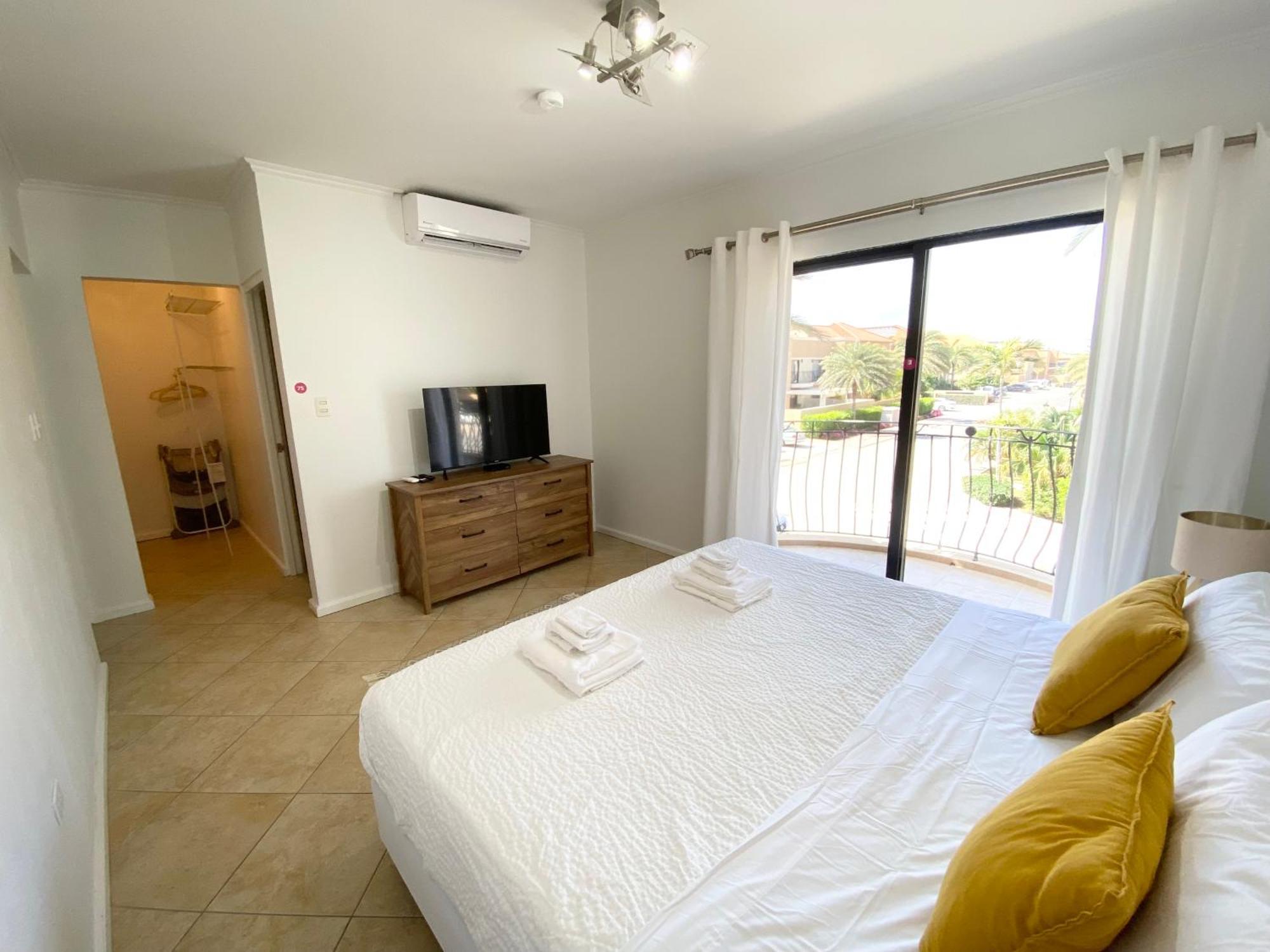 Casa Azure Aruba Villa Palm Beach Eksteriør billede